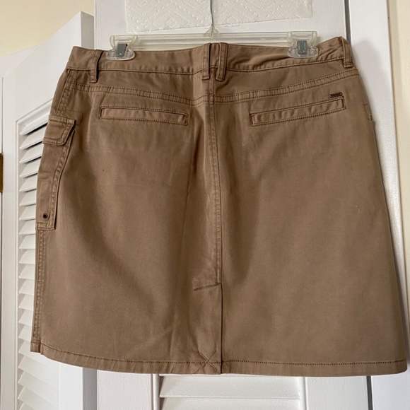 Tommy Hilfiger Mini Skirt NWT - Picture 2 of 3